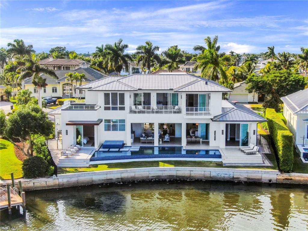 ROYAL HARBOR - Residential