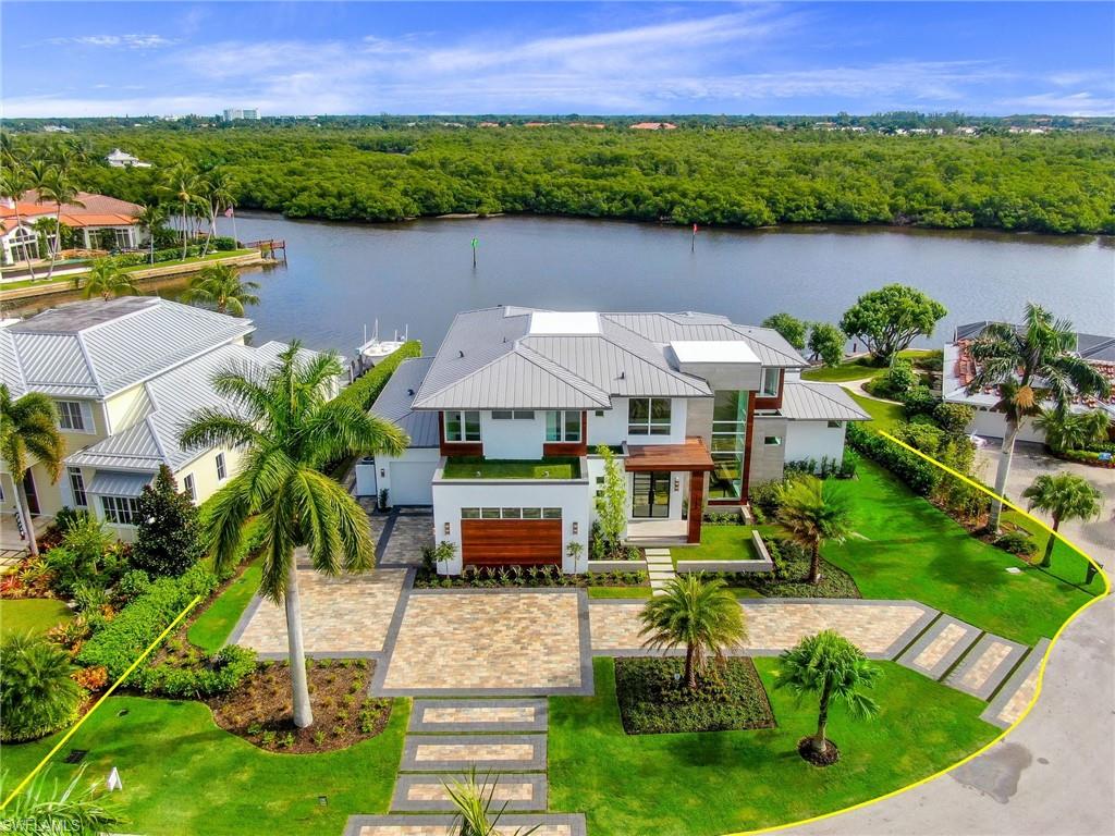 ROYAL HARBOR - Residential