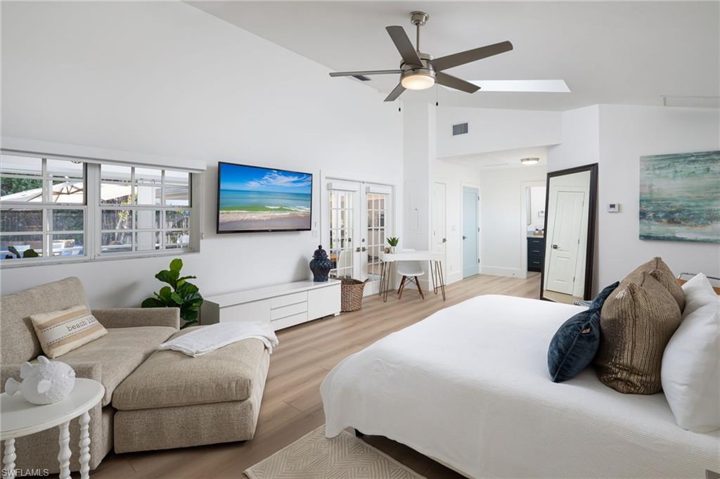 OLDE NAPLES - Residential Lease