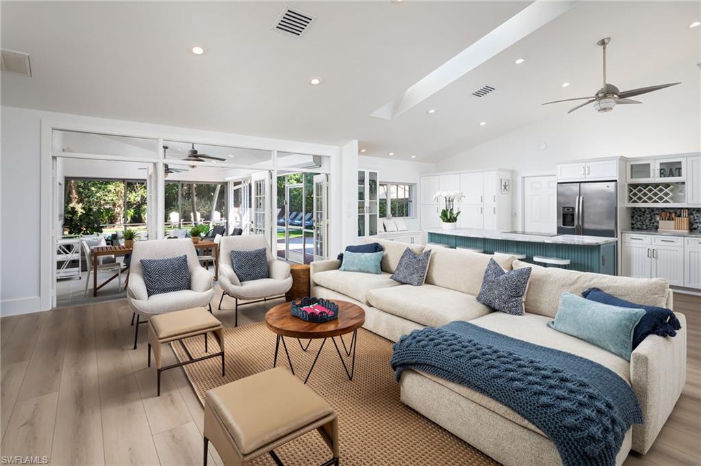 OLDE NAPLES - Residential Lease