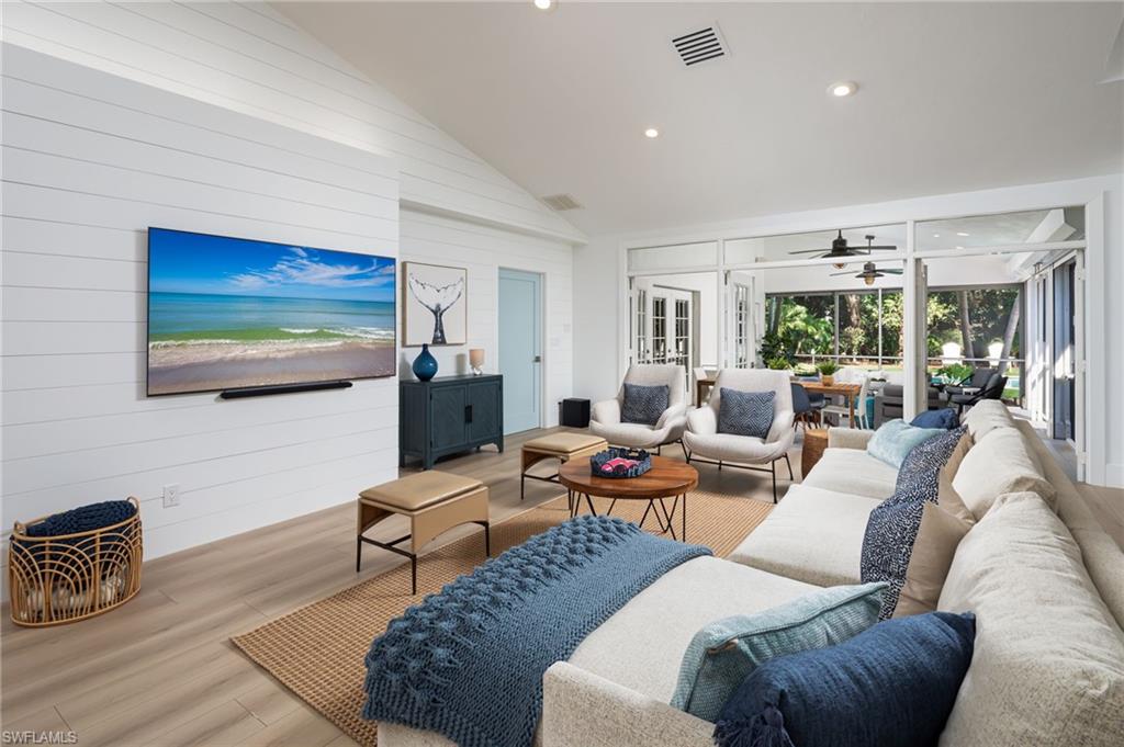 OLDE NAPLES - Residential Lease