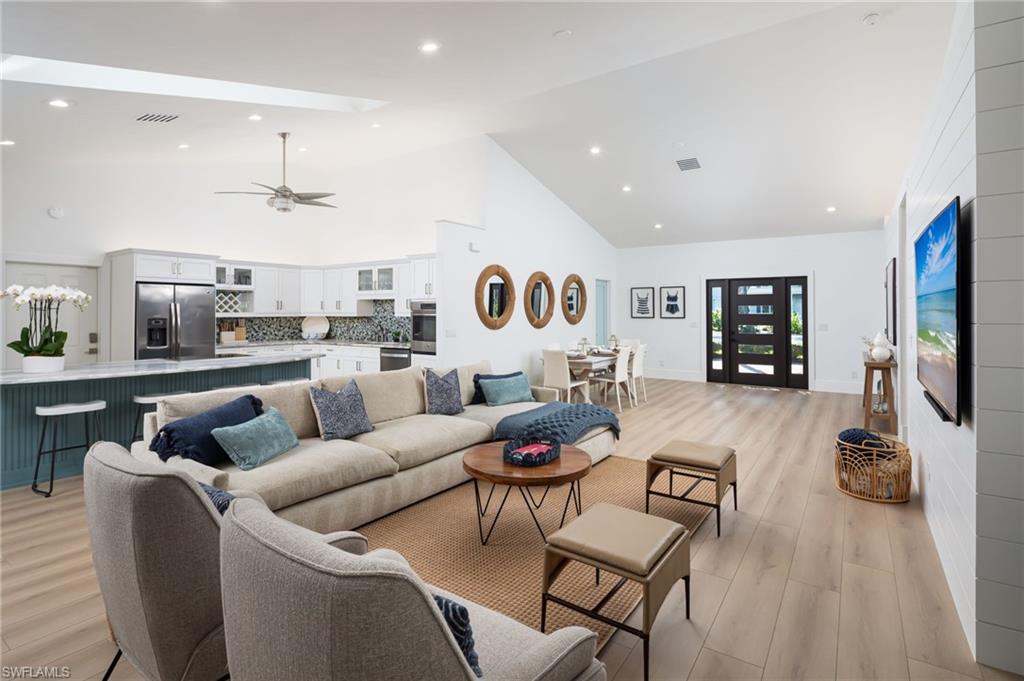 OLDE NAPLES - Residential Lease