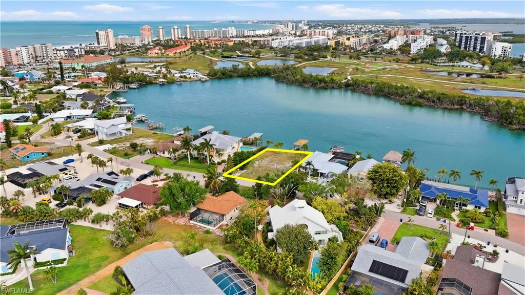 LAGUNA SHORES - Land