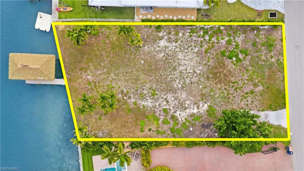 LAGUNA SHORES - Land