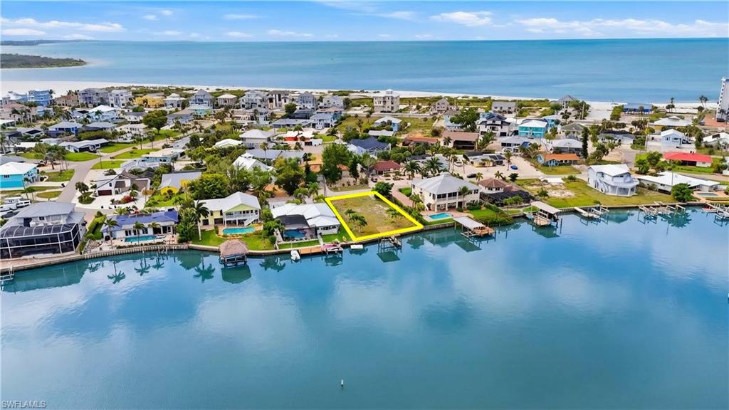 LAGUNA SHORES - Land