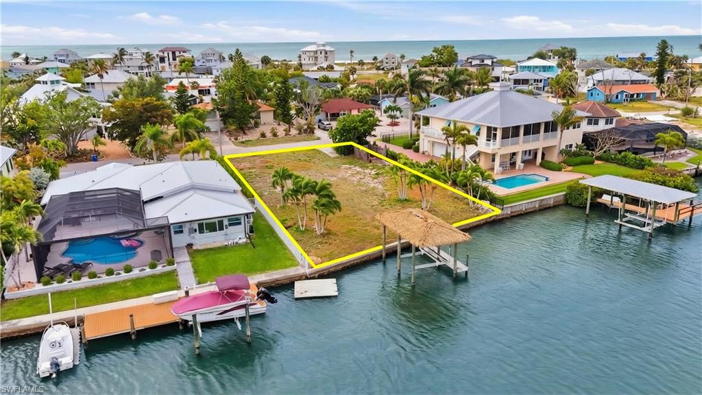 LAGUNA SHORES - Land