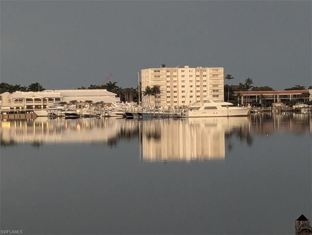 ROYAL HARBOR - Residential