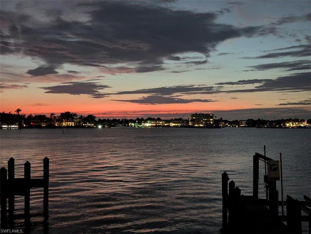 ROYAL HARBOR - Residential