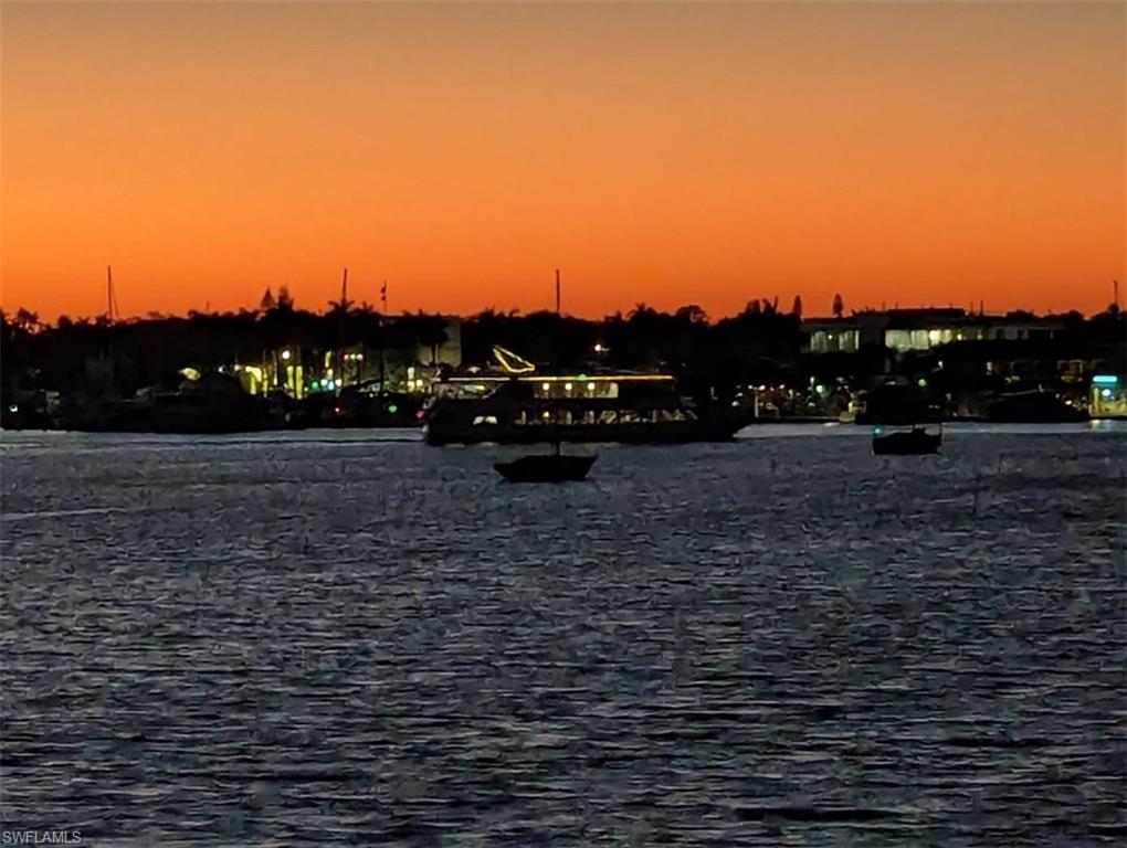 ROYAL HARBOR - Residential