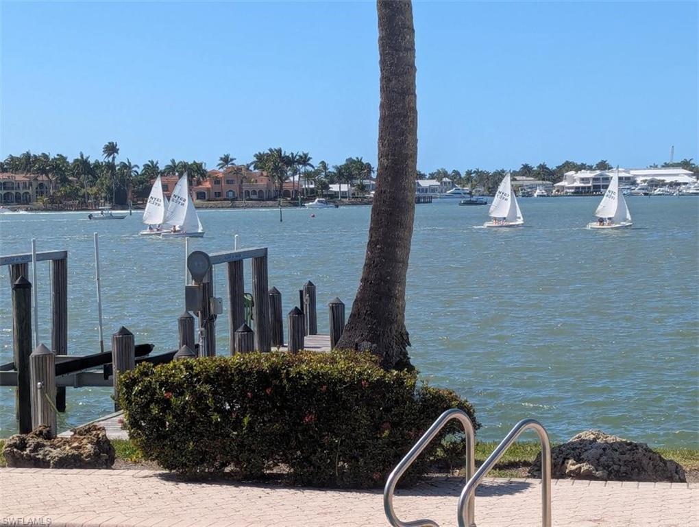 ROYAL HARBOR - Residential