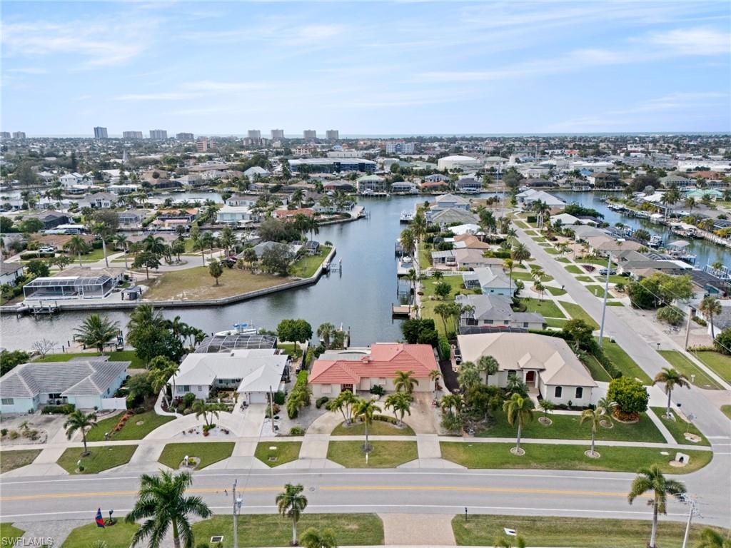 MARCO ISLAND - Residential