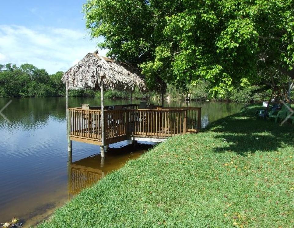 PINE ISLAND COVE - Land