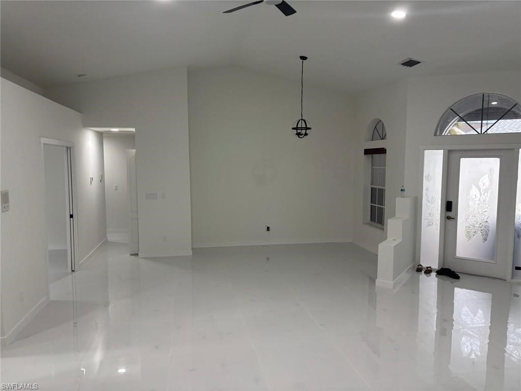 SABAL SPRINGS GOLF AND RACQUET CLUB - Residential Lease