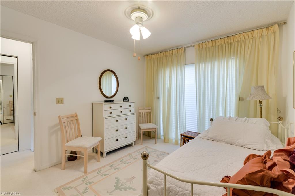 ROYAL WOODS - Residential