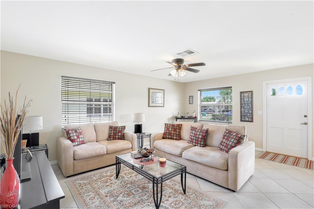 NAPLES PARK - Residential