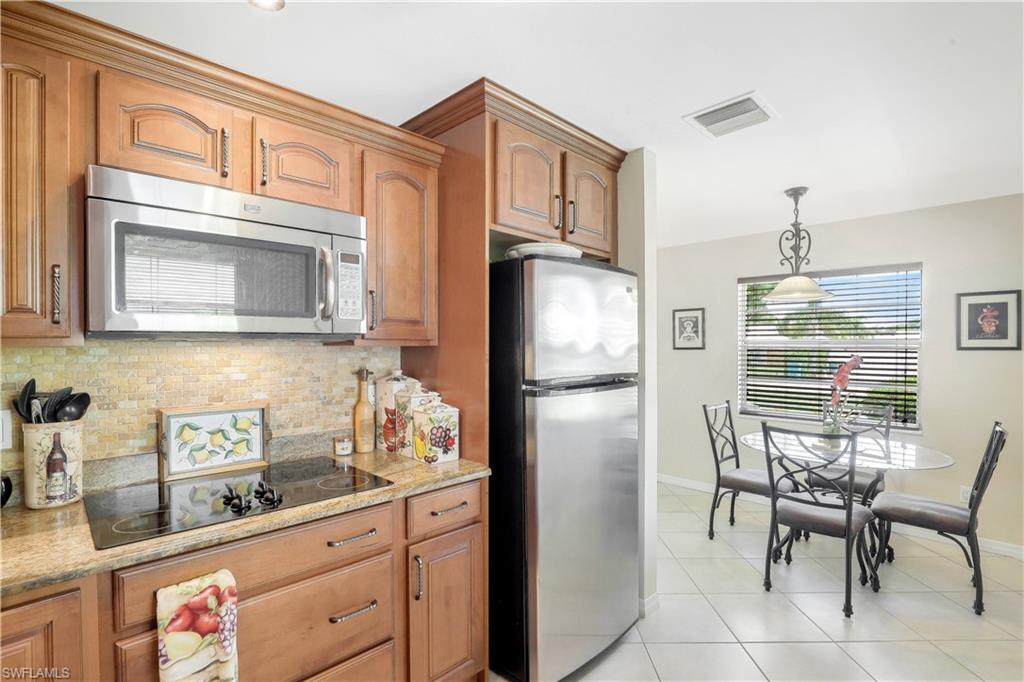 NAPLES PARK - Residential