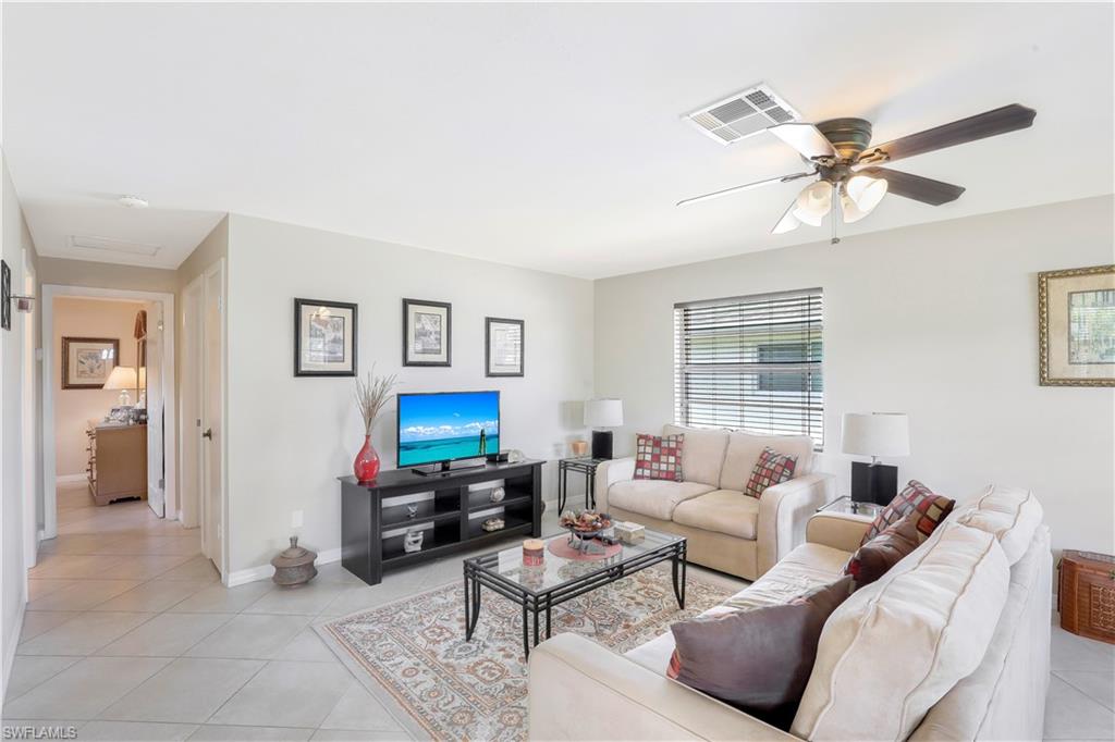 NAPLES PARK - Residential