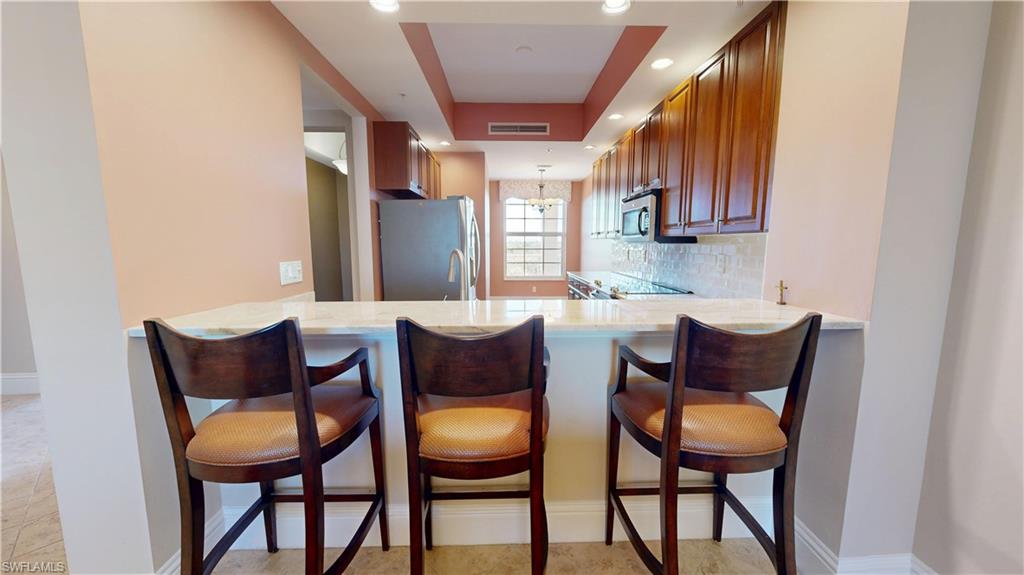 THE RESIDENCES AT LA PIAZZA - Residential