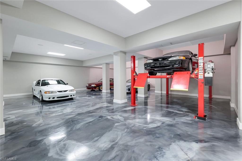 MARCO ISLAND - Residential