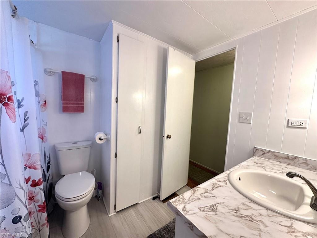 MARINERS COVE - Residential