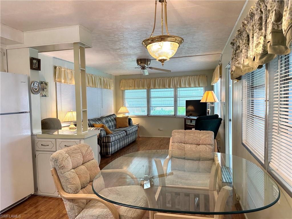 MARINERS COVE - Residential