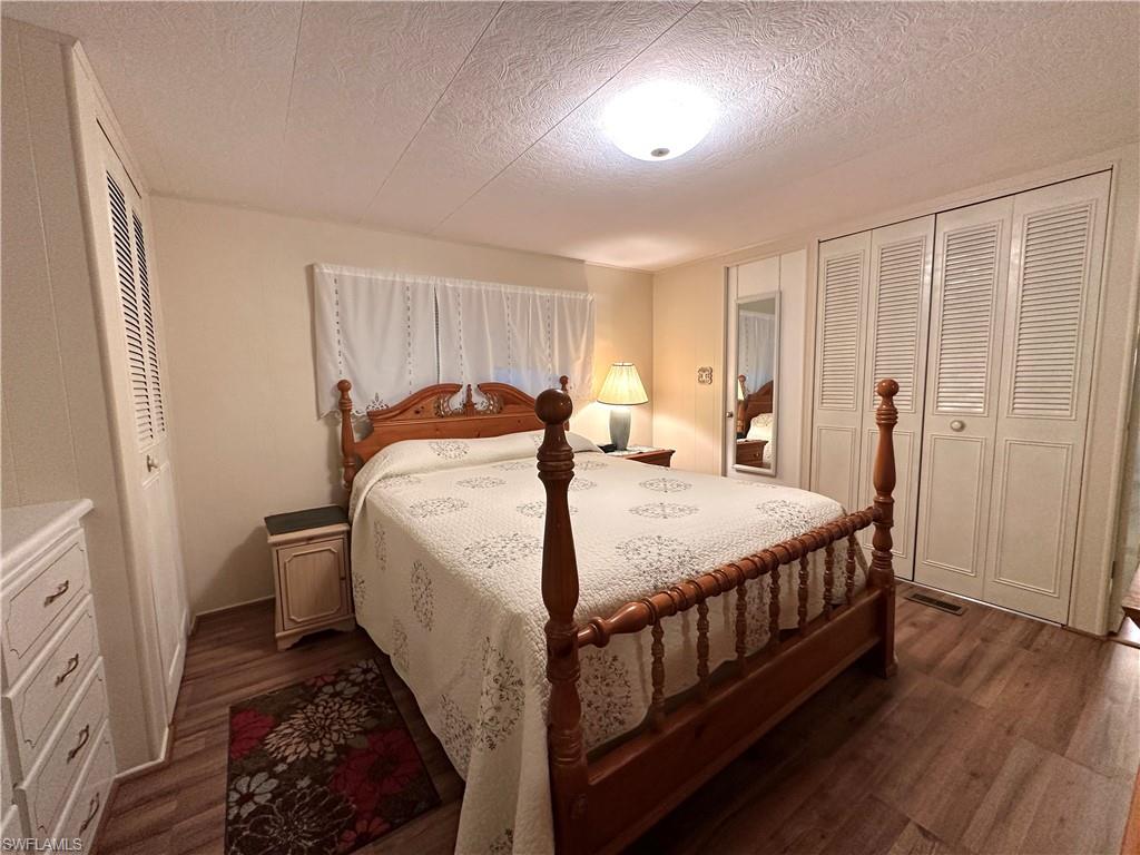 MARINERS COVE - Residential