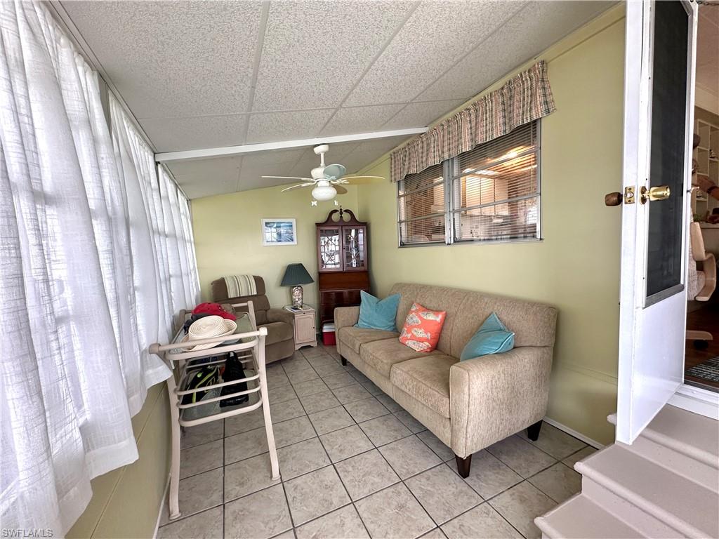 MARINERS COVE - Residential