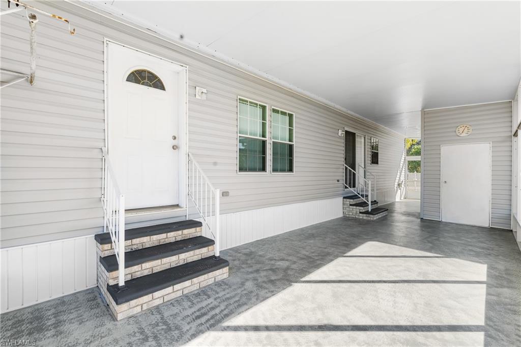 RIVERWOOD - Residential