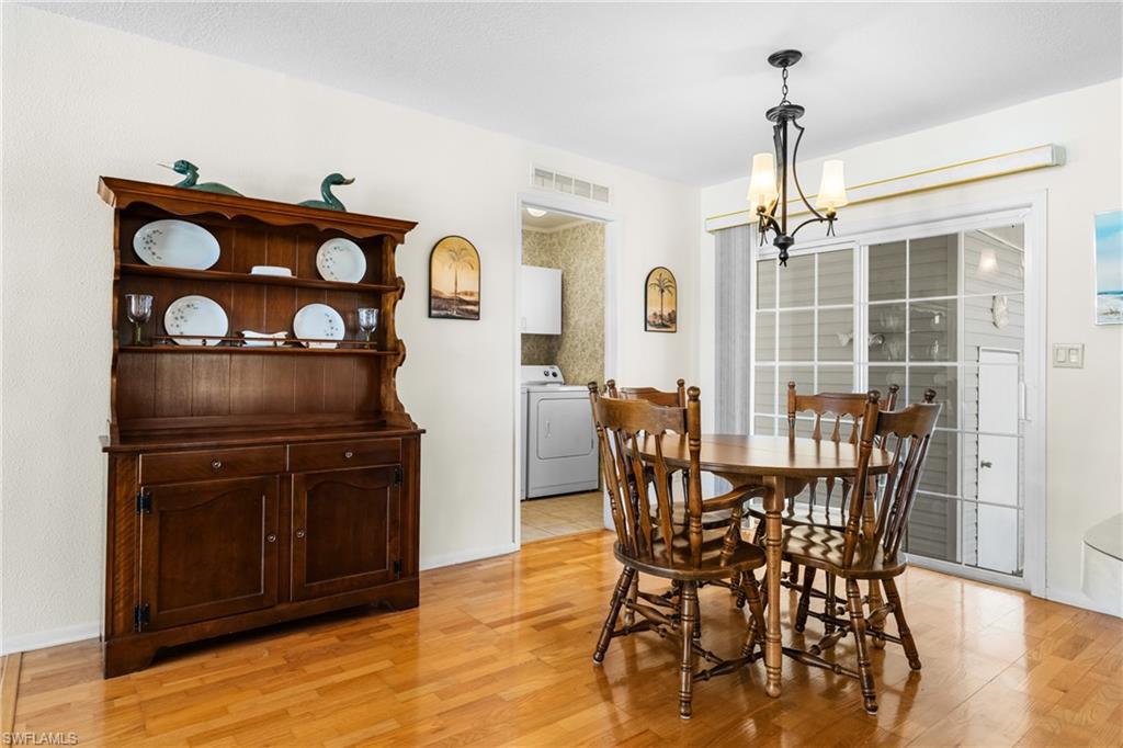 RIVERWOOD - Residential