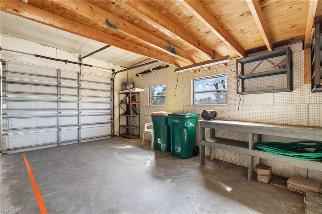 RIVERWOOD - Residential