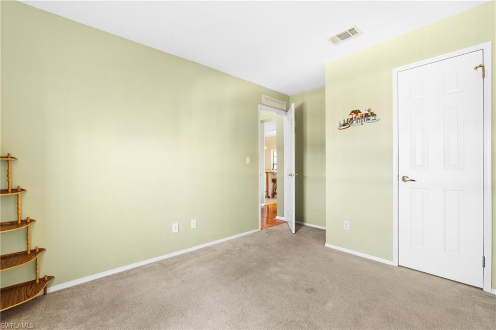 RIVERWOOD - Residential