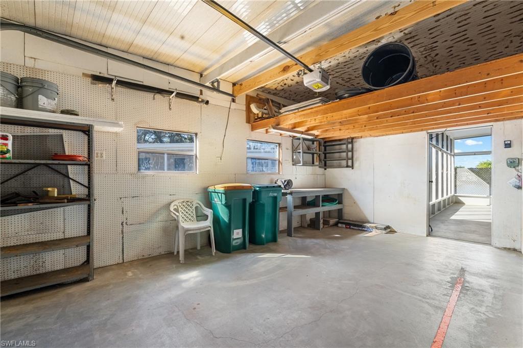 RIVERWOOD - Residential