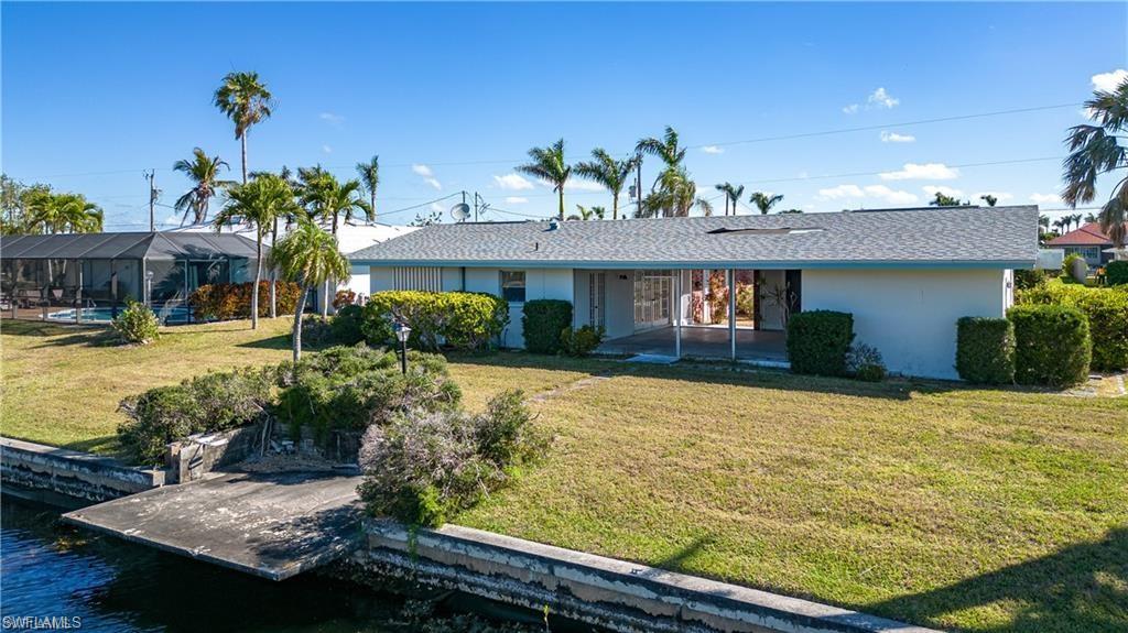 CAPE CORAL - Residential