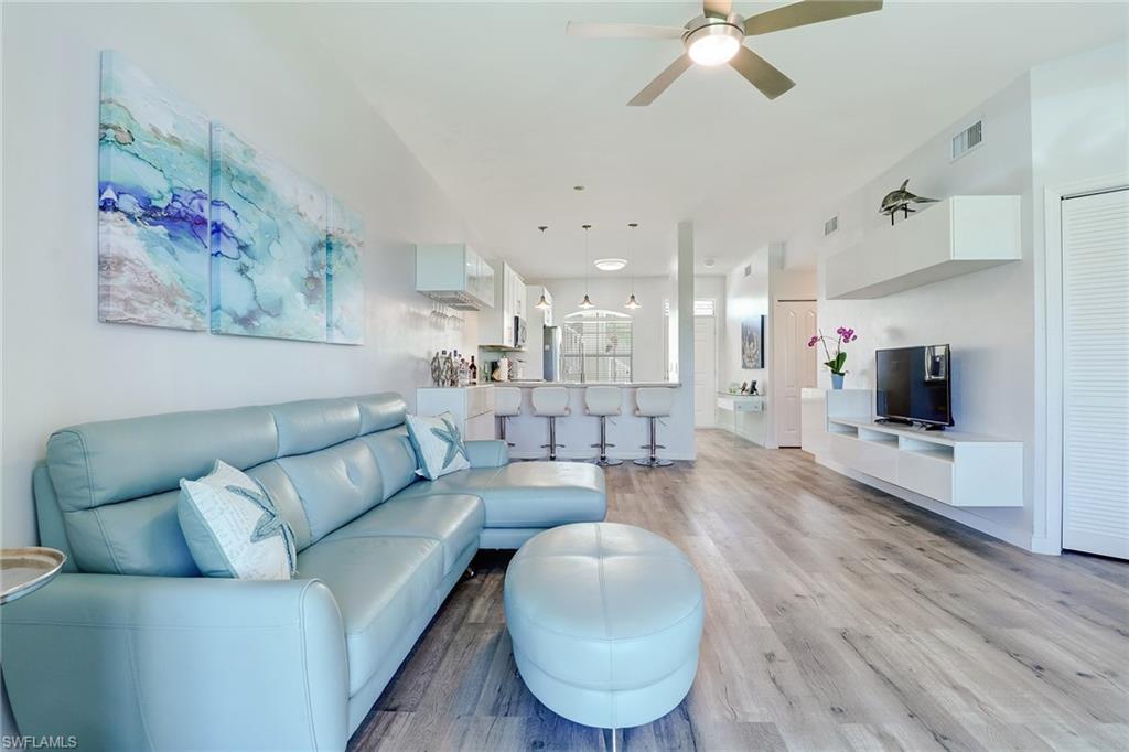 SUNSET CAY VILLAS - Residential