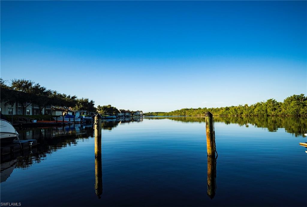 SUNSET CAY VILLAS - Residential