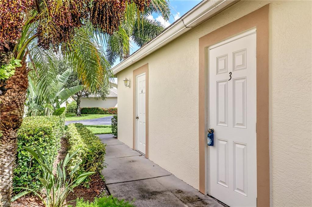 SUNSET CAY VILLAS - Residential