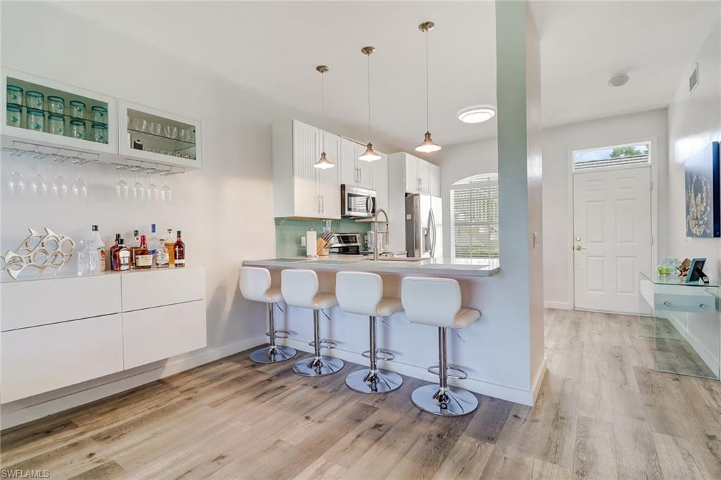 SUNSET CAY VILLAS - Residential