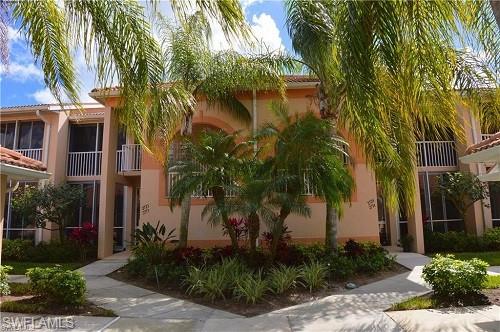 TWIN LAKES - Residential Lease