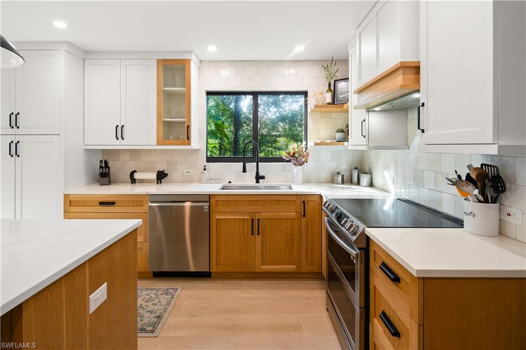 TALL PINES - Residential