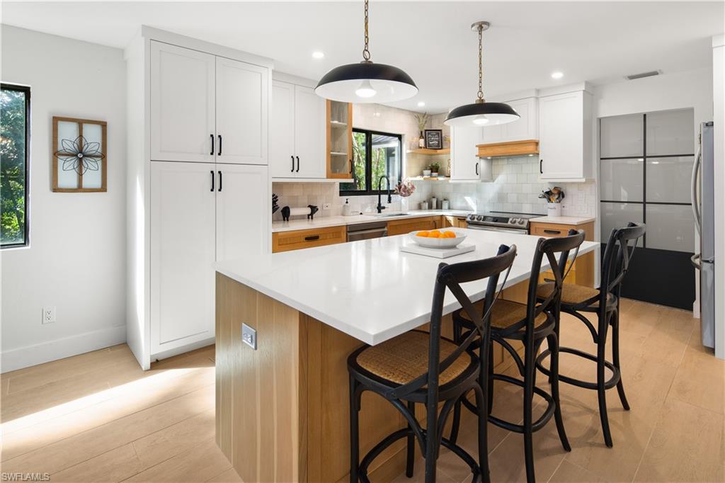 TALL PINES - Residential