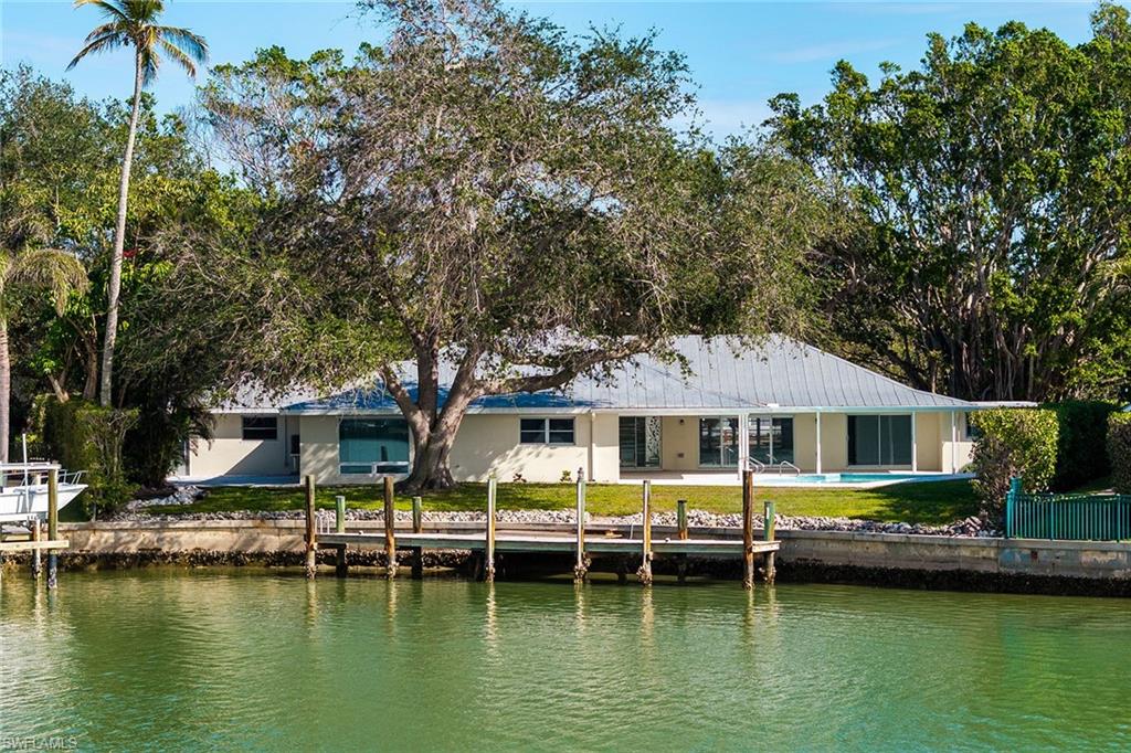 320 Bow Line DR