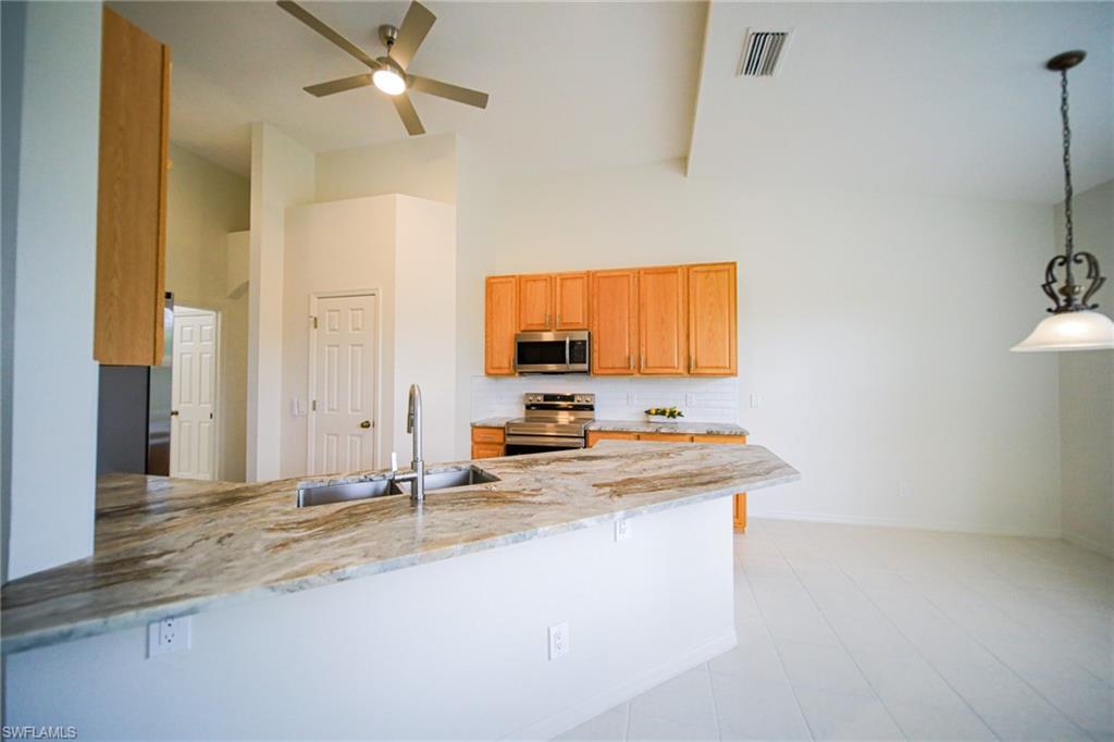 DANFORTH LAKES - Residential