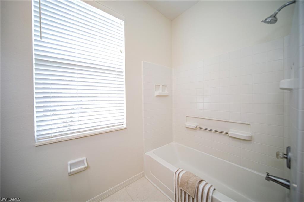 DANFORTH LAKES - Residential