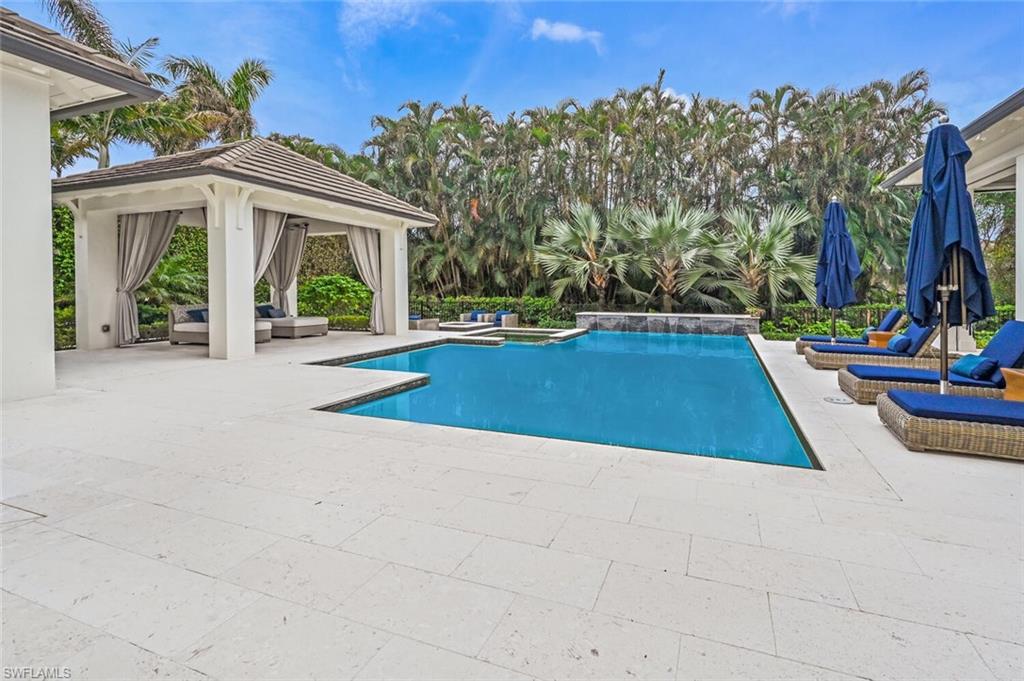 MOORINGS - Residential