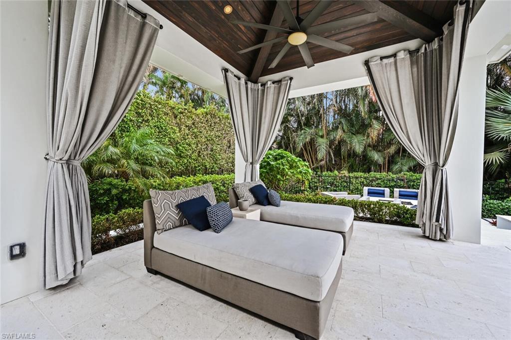 MOORINGS - Residential