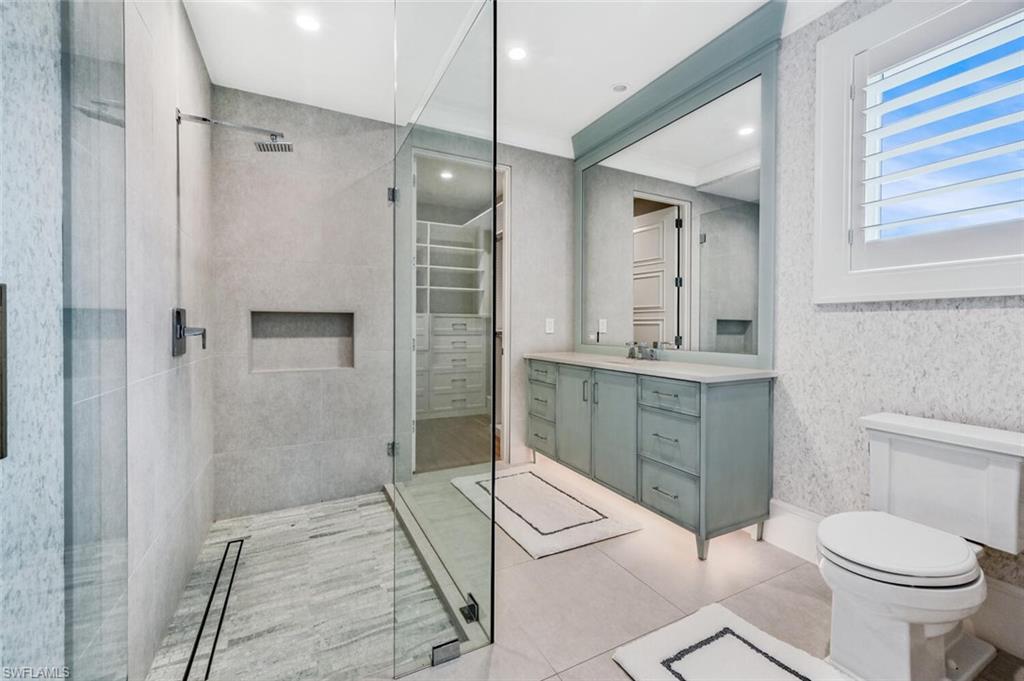 MOORINGS - Residential