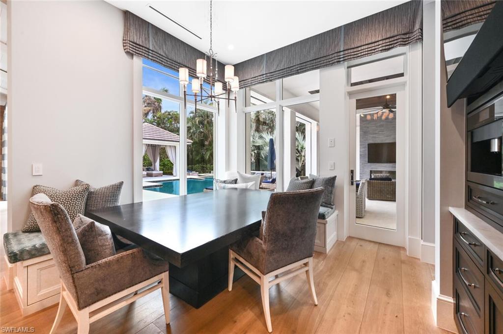 MOORINGS - Residential