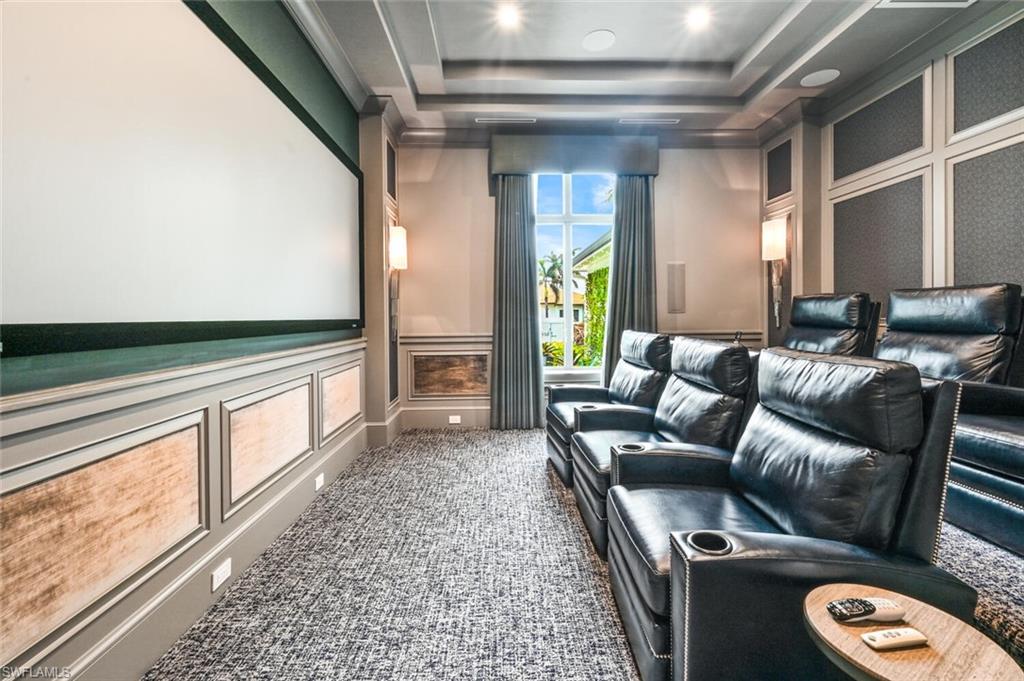 MOORINGS - Residential