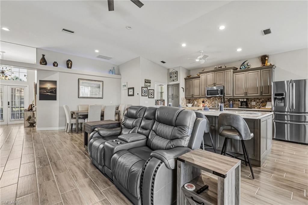 OSPREY POINT - Residential