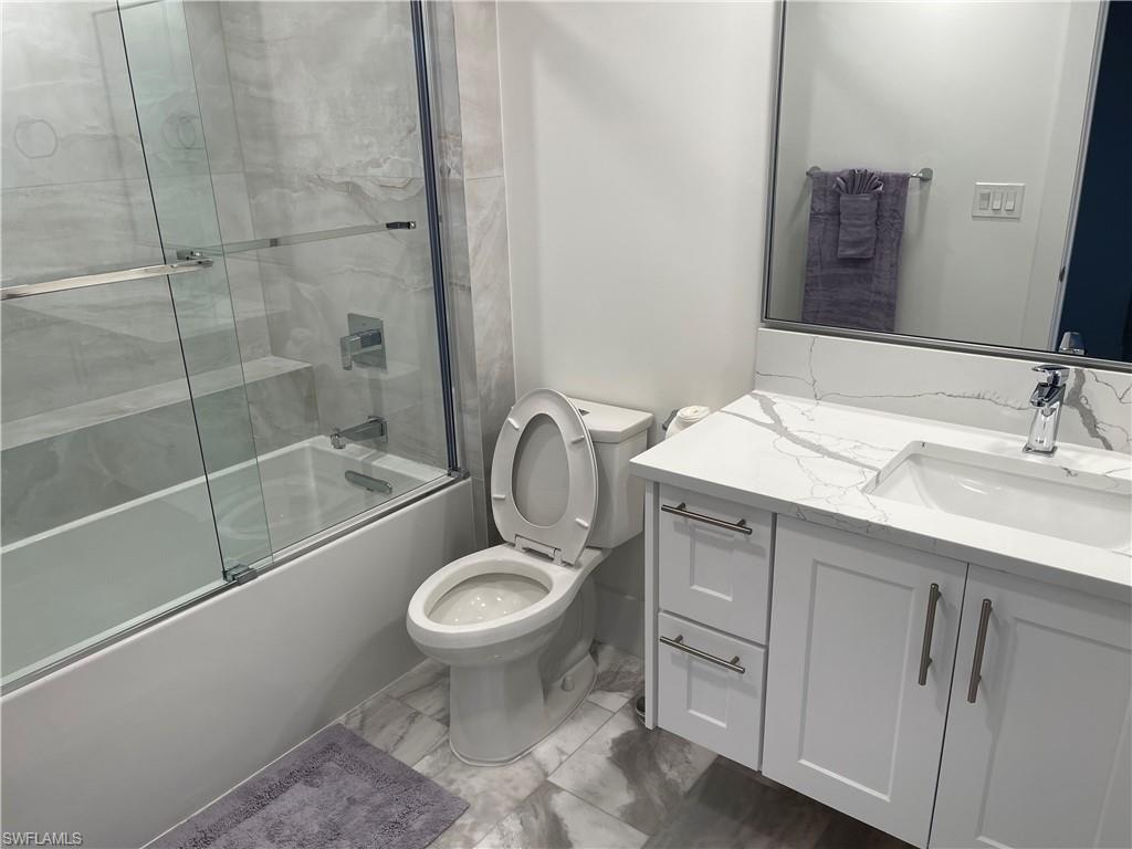 CARLYSLE AT BAY COLONY - Residential